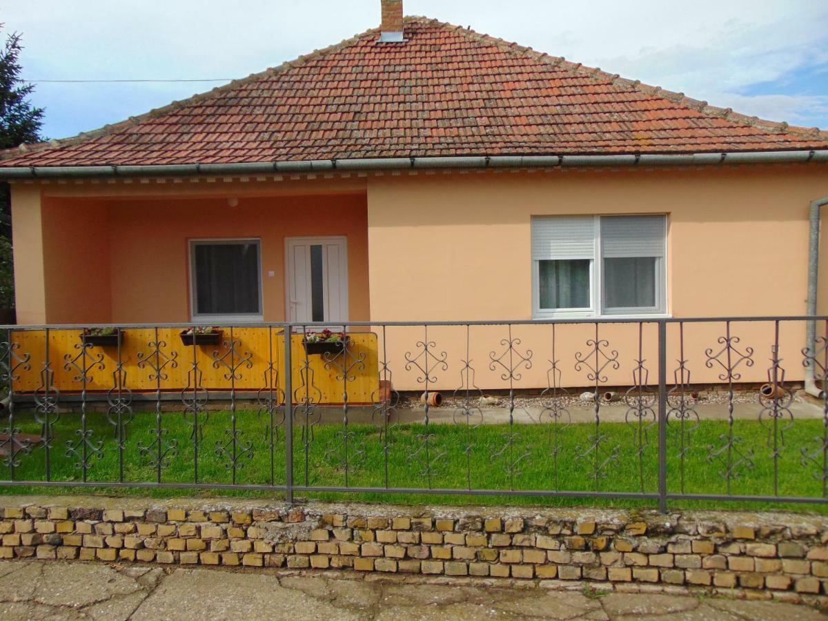 Apartman Fiva Pacir Exterior foto