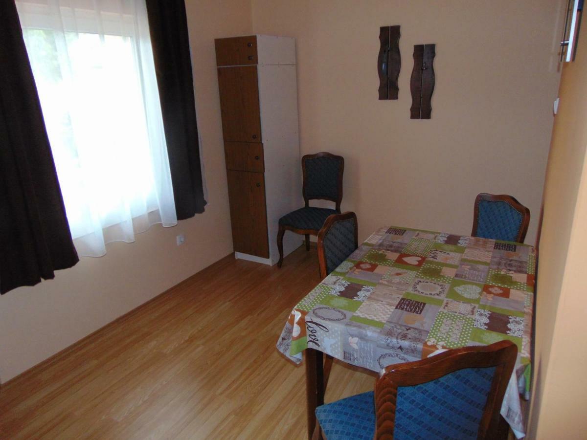 Apartman Fiva Pacir Exterior foto